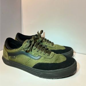 Gilbert Crockett 2 tactical beech black vans